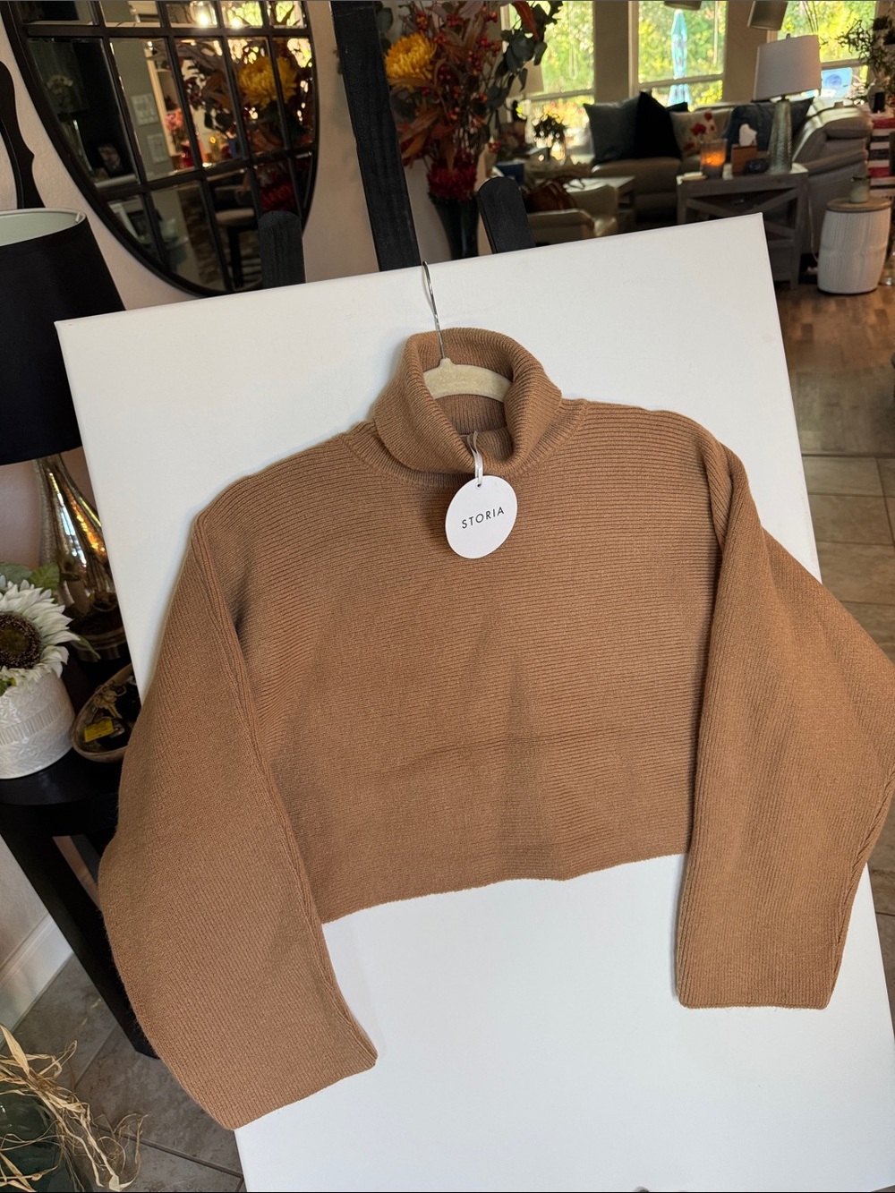 Storia Cropped Camel Turtleneck Sweater